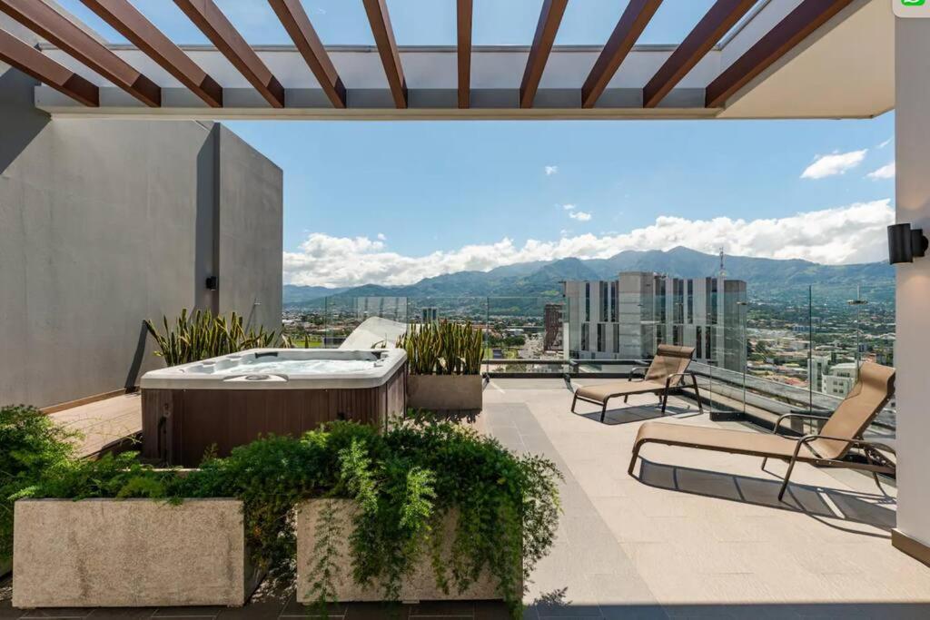 Rooftop Jacuzzi - 18Th Floor Apt City View Mata de Palo المظهر الخارجي الصورة